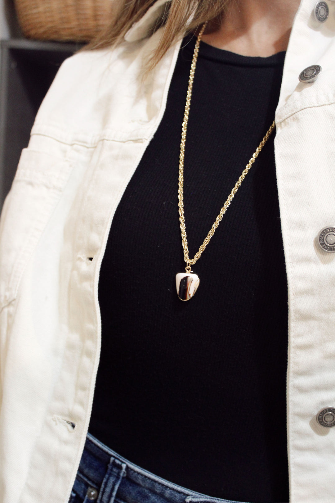 Shell Pendant Necklace - Madison's Niche