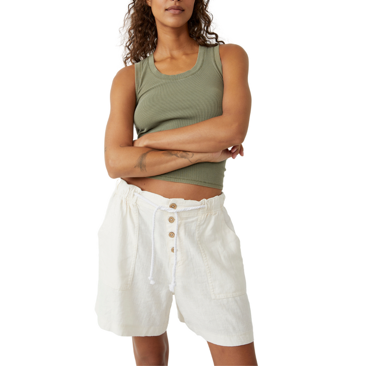 Westmoreland Linen Pull on Shorts in Ivory