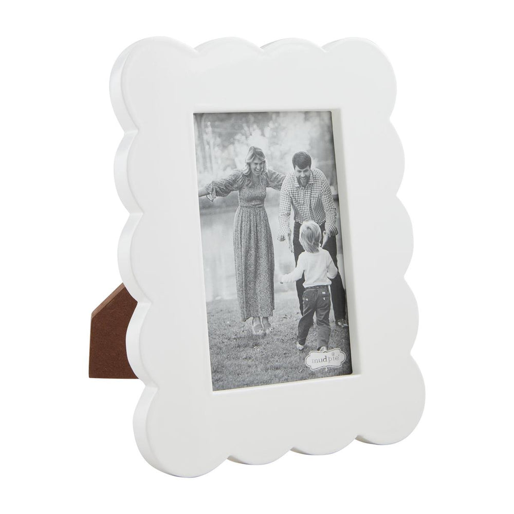 Scallop Lacquer Frame - Madison's Niche 