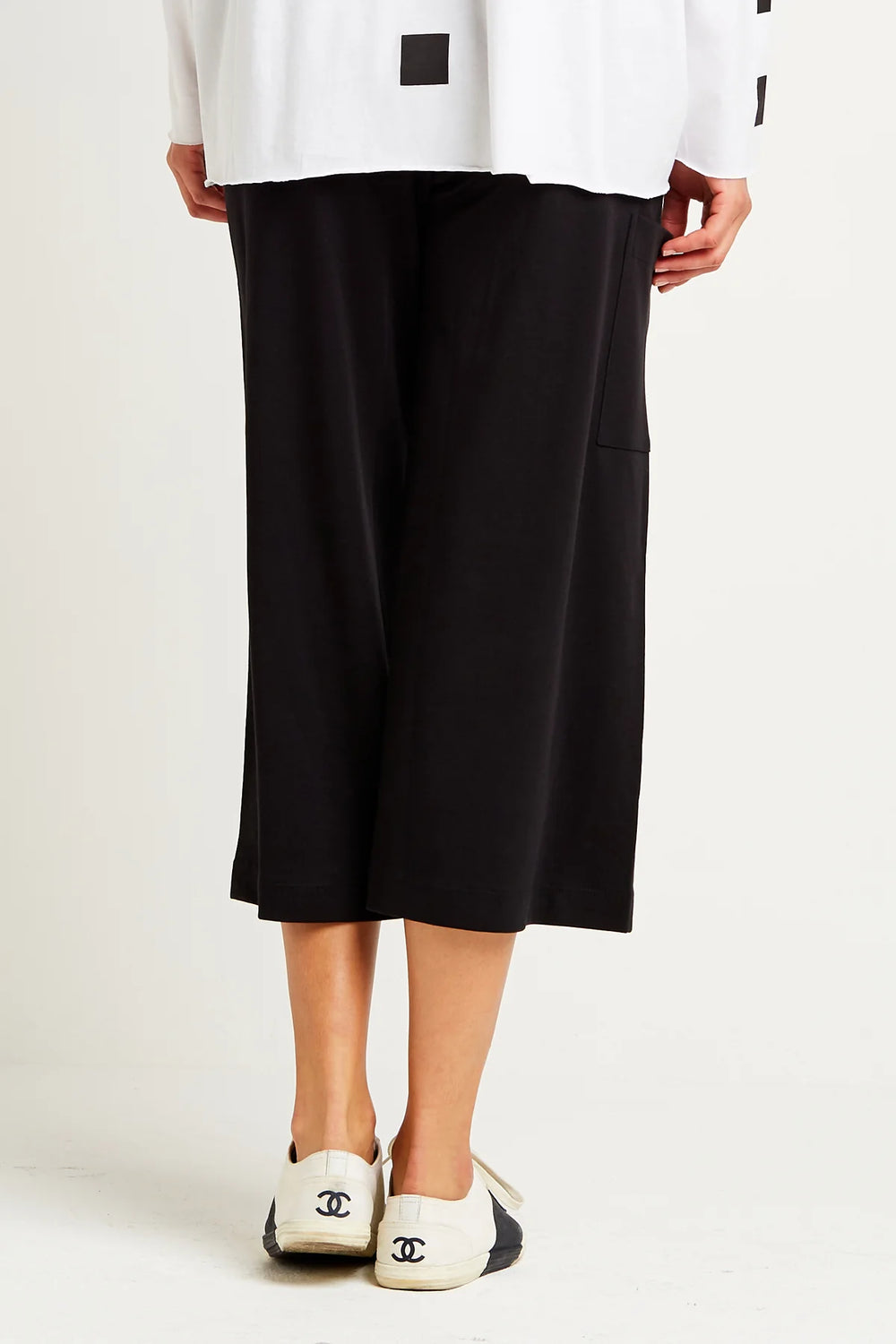 Prima Cotton Gauchos in Black - Madison's Niche 