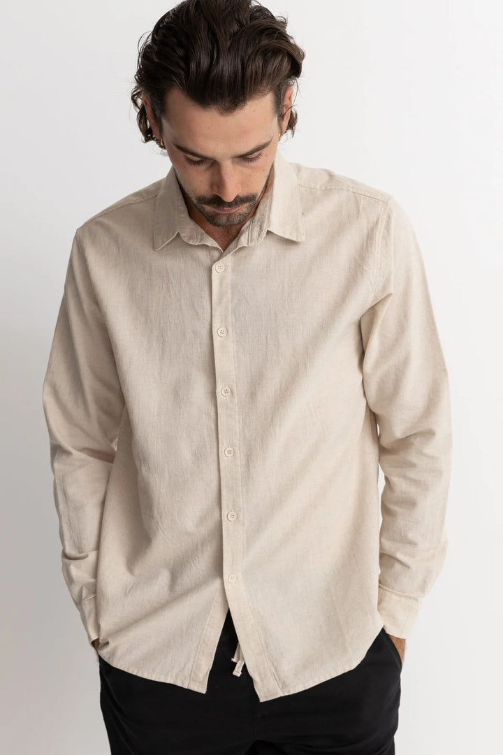 Classic Linen Long Sleeve Shirt in Sand