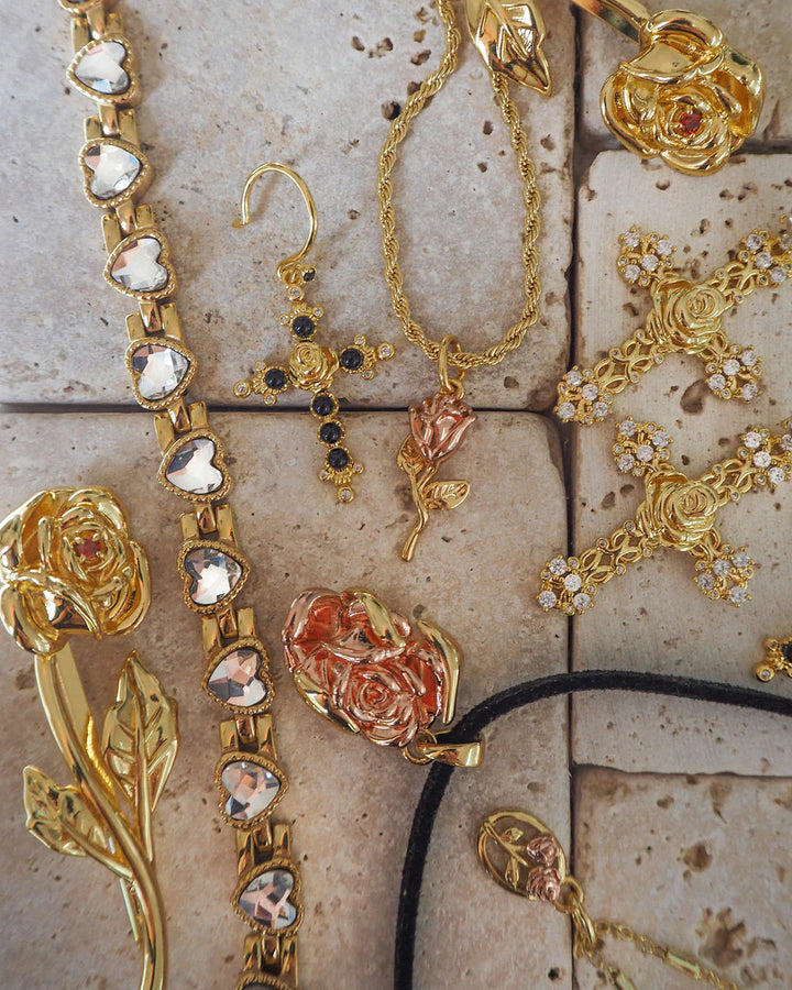 Cross My Heart Anklet in Gold - Madison's Niche 