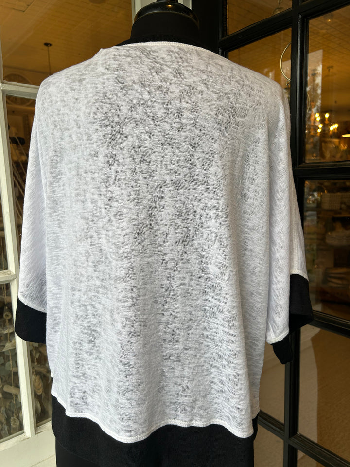 Eli Oversized Two Tone Top - Madison's Niche 