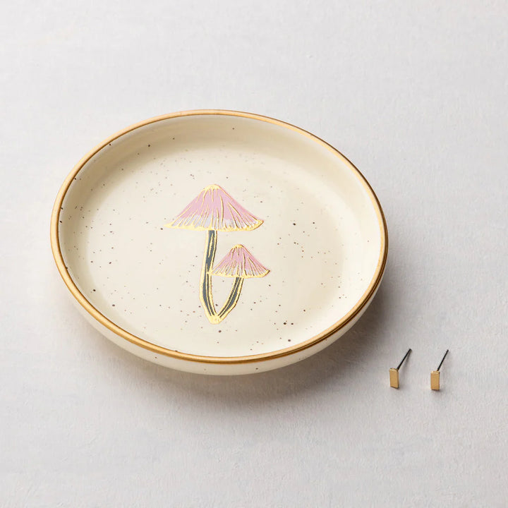 Mushroom Dish & Gold Earring Set in Oatmeal
