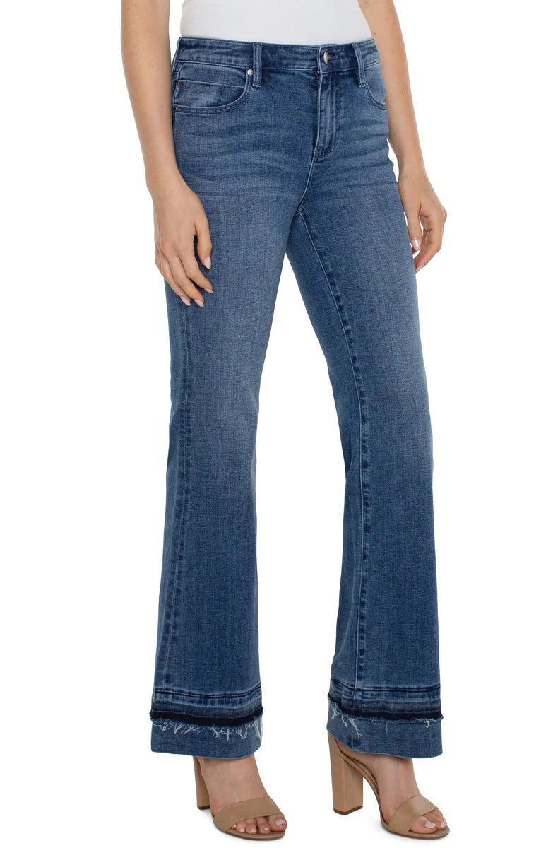 Lucy Bootcut Jeans - Madison's Niche 