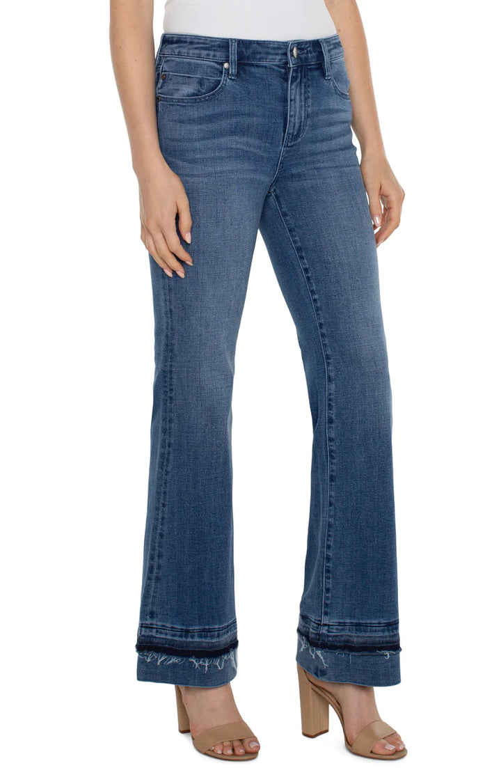 Lucy Bootcut Jeans - Madison's Niche 