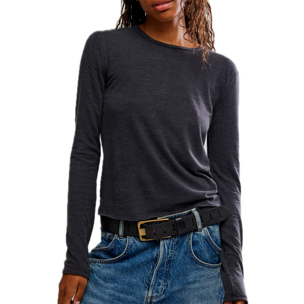 Nova Long-Sleeve Tee in Black Madison's Niche 