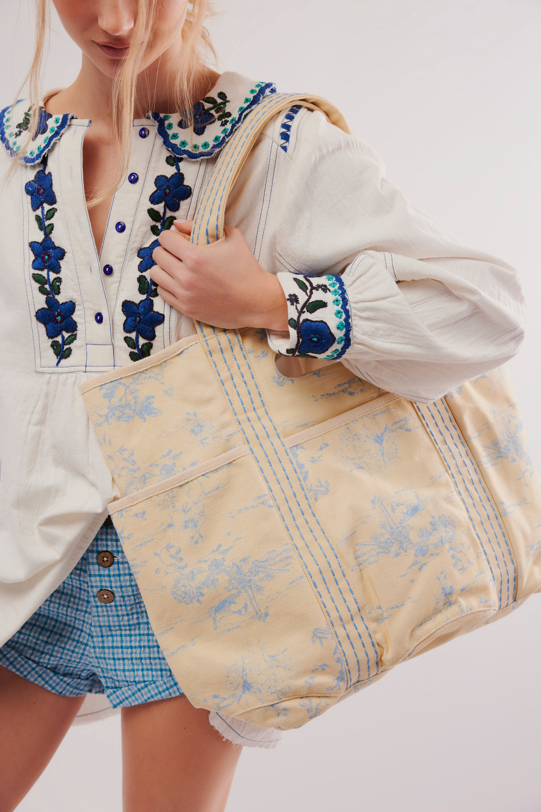 Toile Printed Caravan Tote