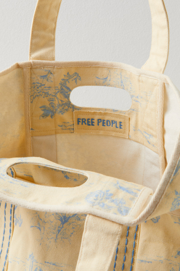 Toile Printed Caravan Tote