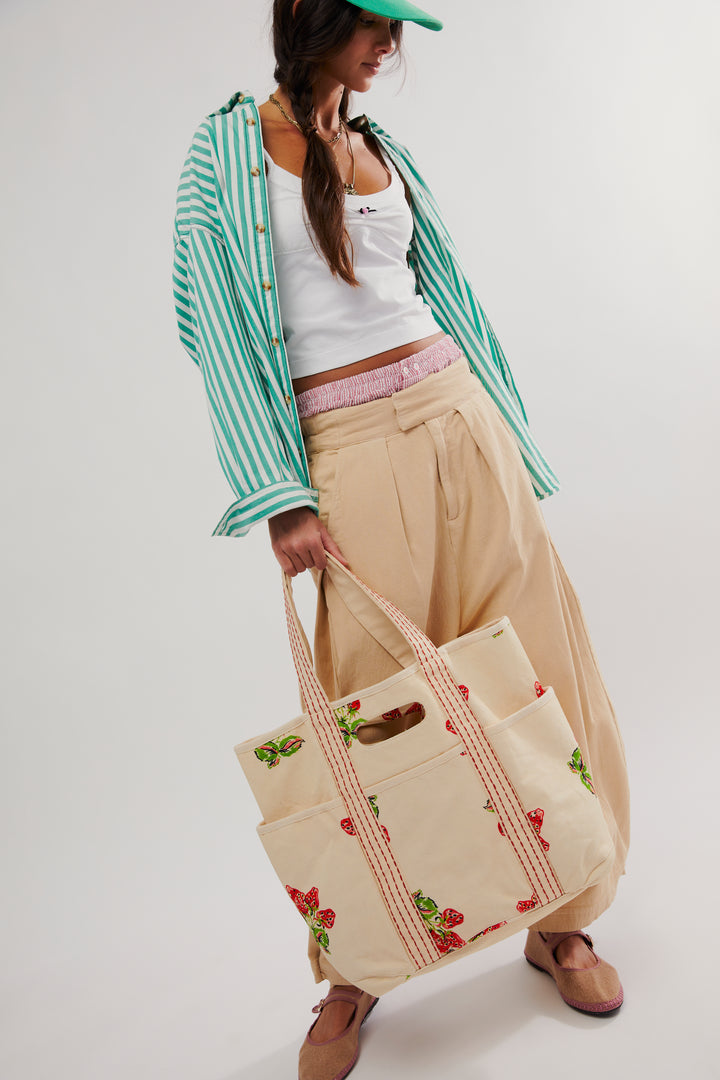 Strawberry Printed Caravan Tote