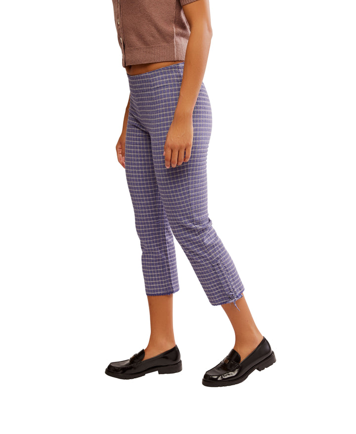 Feeling Flirty Slim Capri