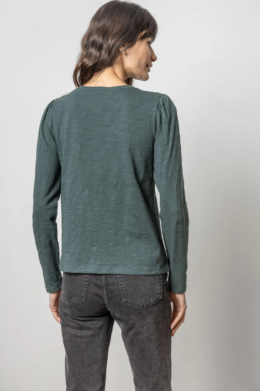 Tie Front Split Neck Tee in Evergreen