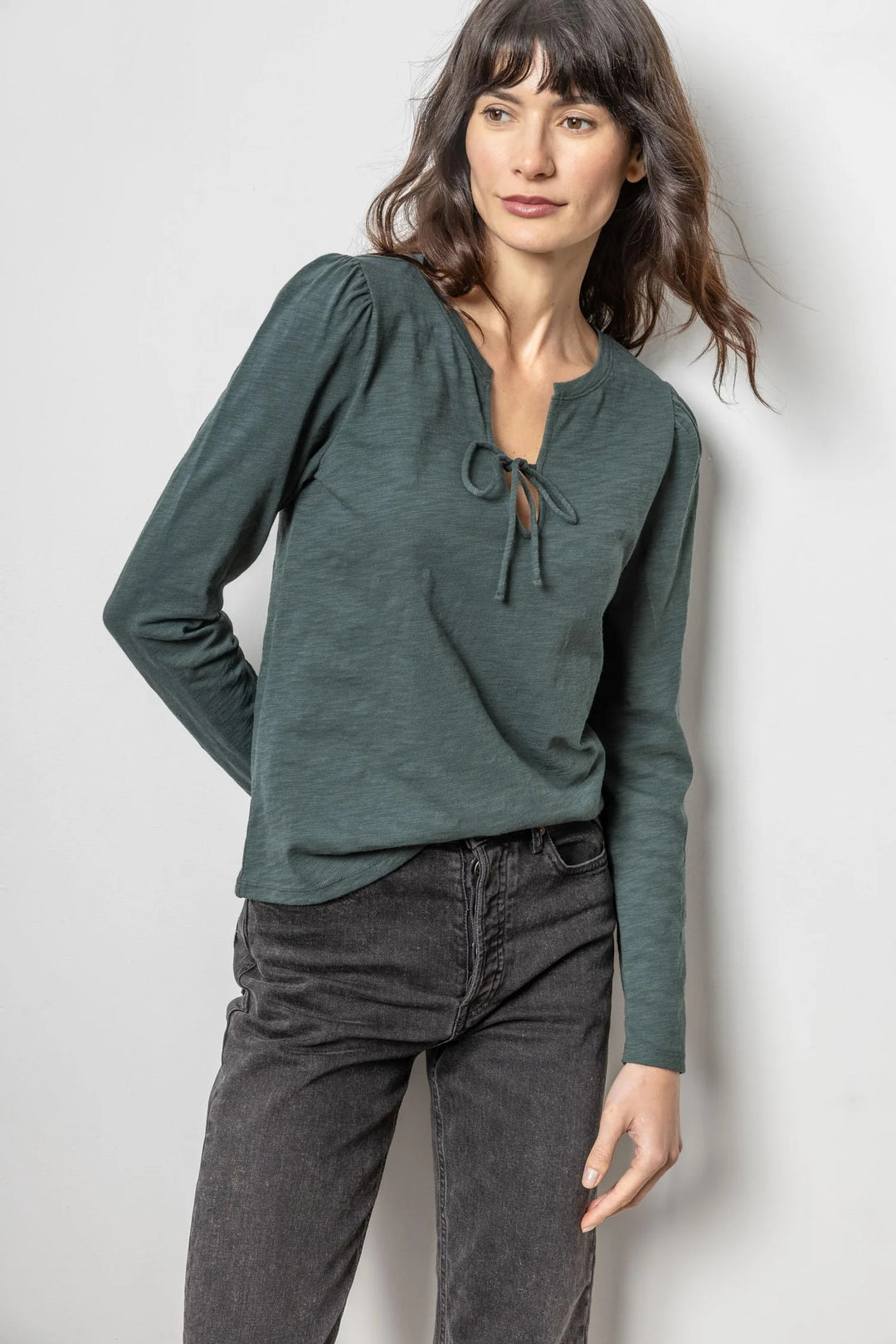 Tie Front Split Neck Tee in Evergreen