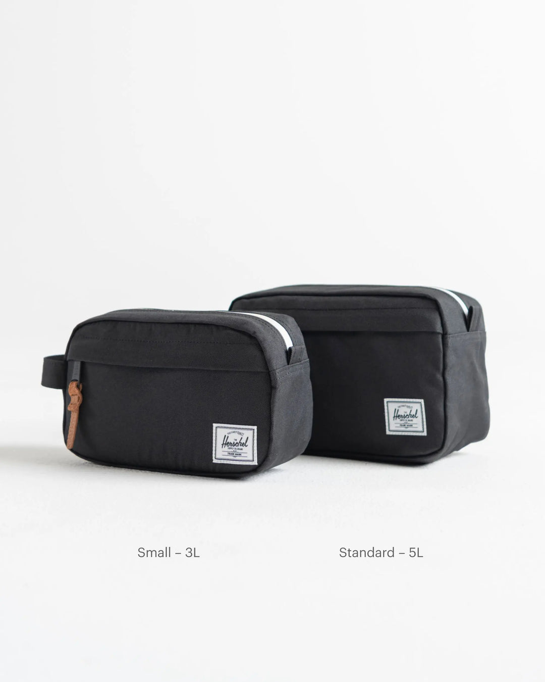 Raven Crosshatch Small Chapter Travel Kit