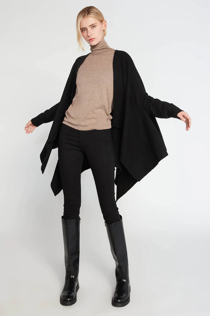 Donna Poncho with Sleeves
