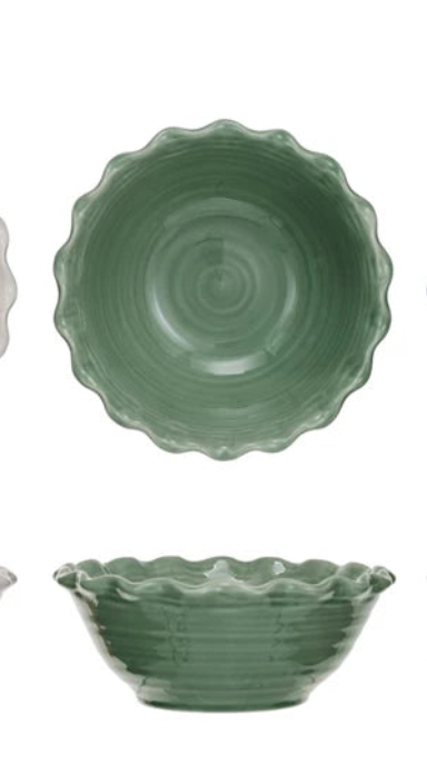 Scalloped Serving Bowl - Madison's Niche 