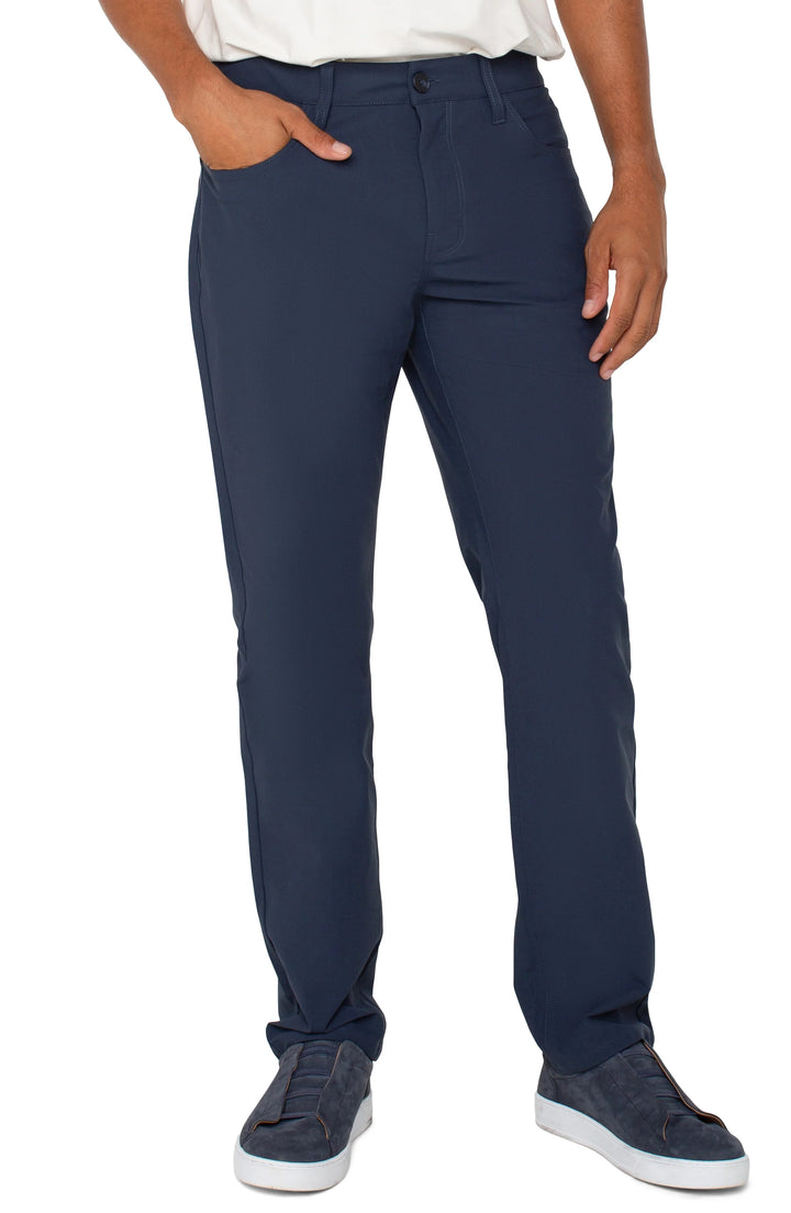 Slim Straight Tech Pant in Navy
