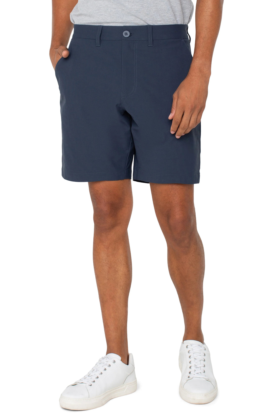 Tech Chino Short in Navy