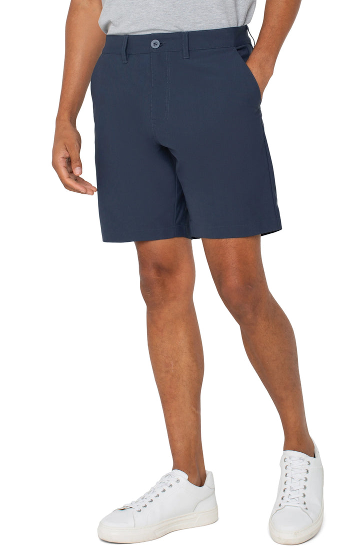 Tech Chino Short in Navy