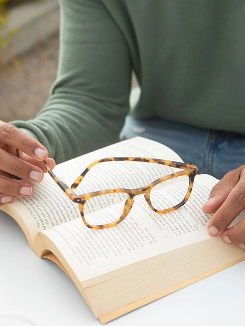 Harper Blue Light Readers in Honey Tort