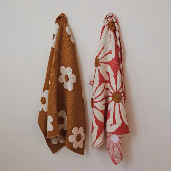 Flower Knit Baby Blanket - Madison's Niche 
