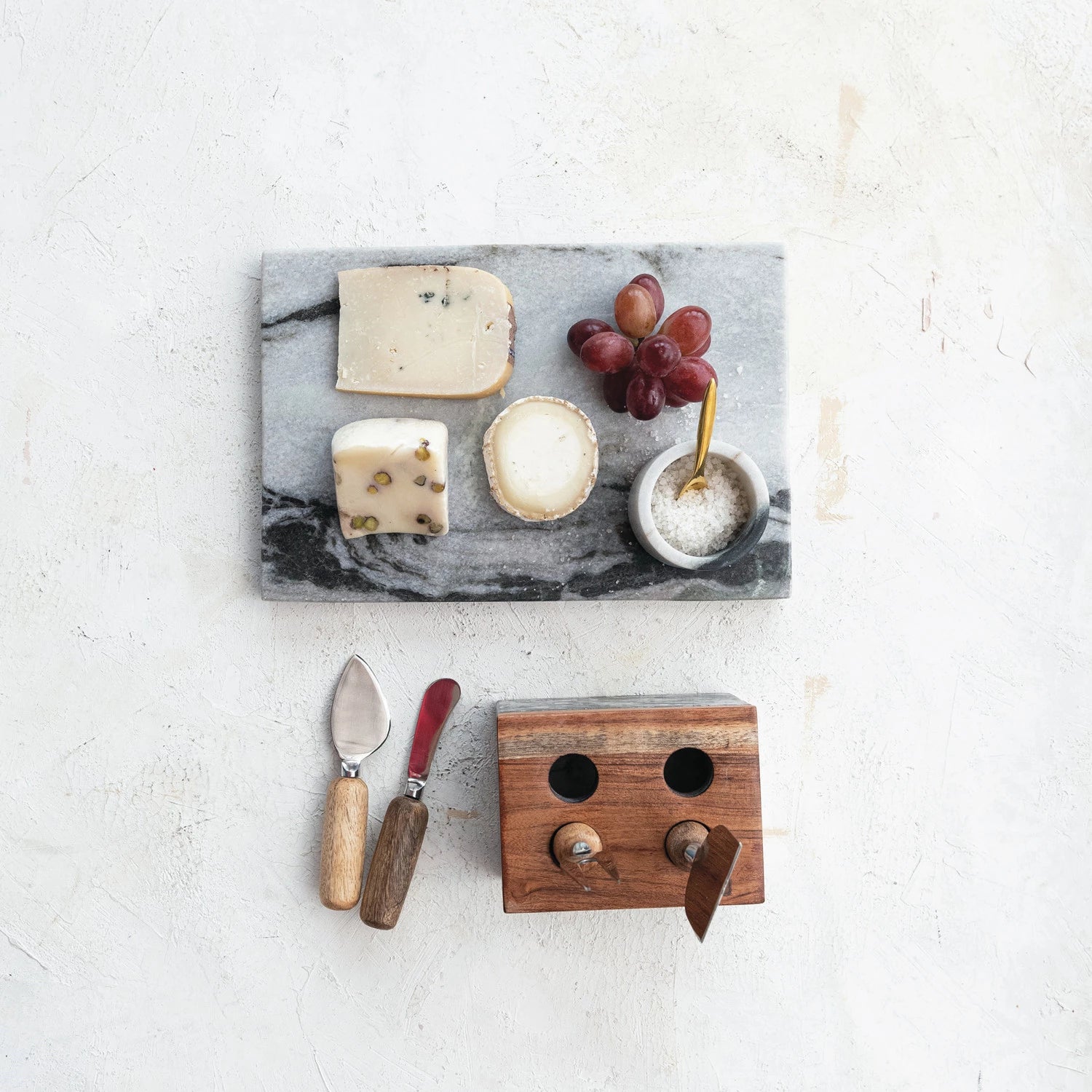 Madison's Niche Marble Cheese Cutting Board - Thumbnail 3