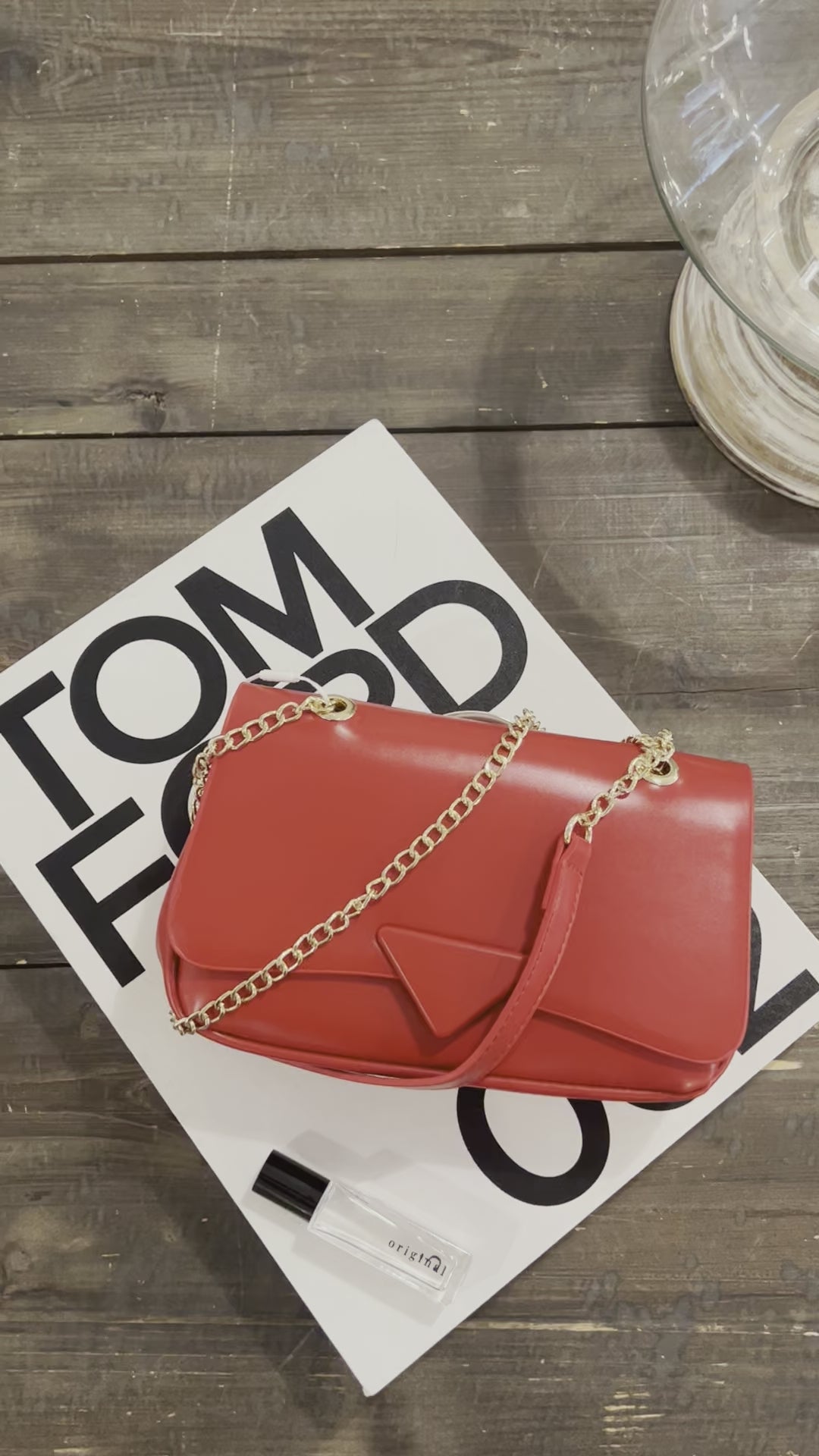 Colette Crossbody Bag in Red