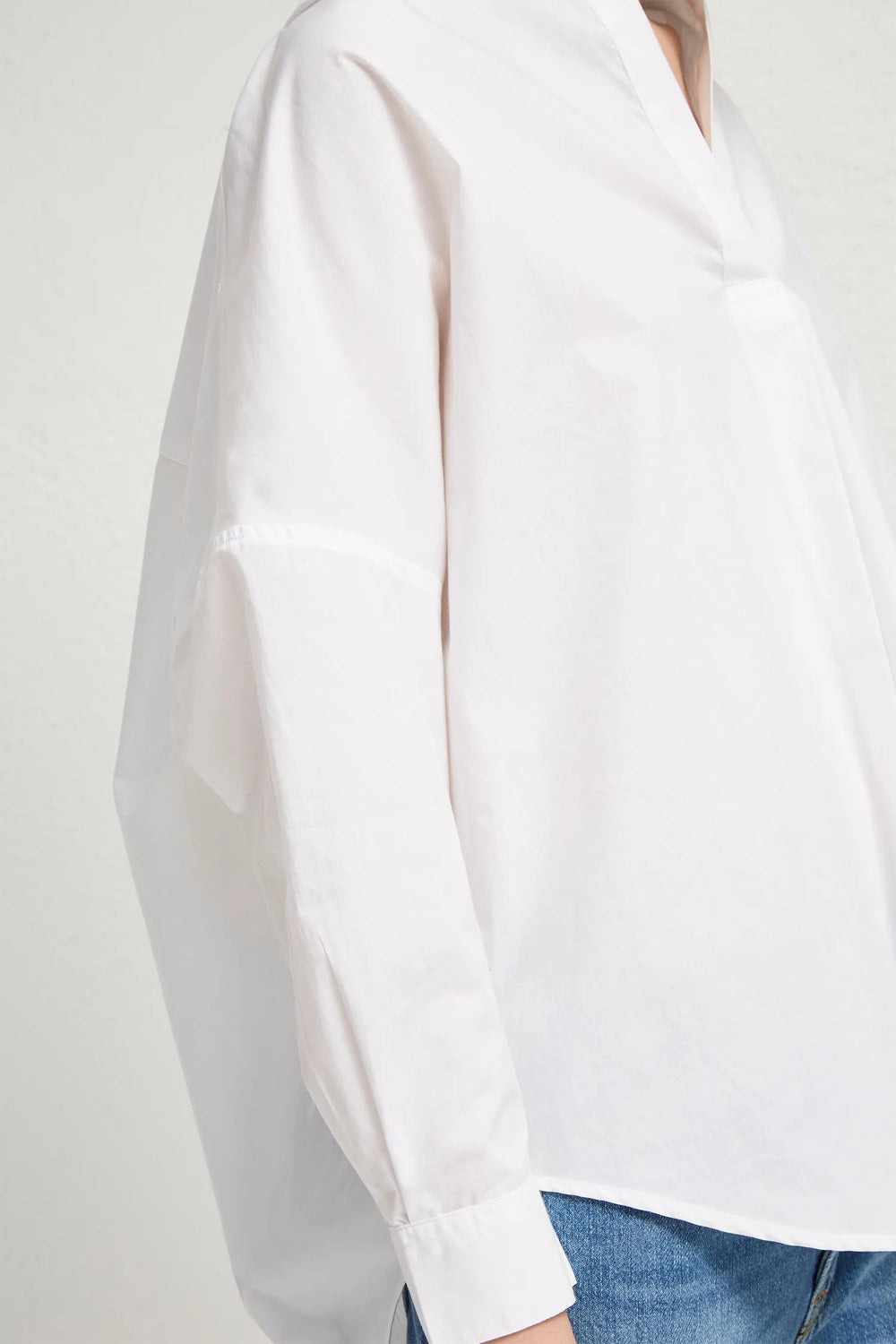 Rhodes Poplin Popover Shirt in Linen White - Madison's Niche 