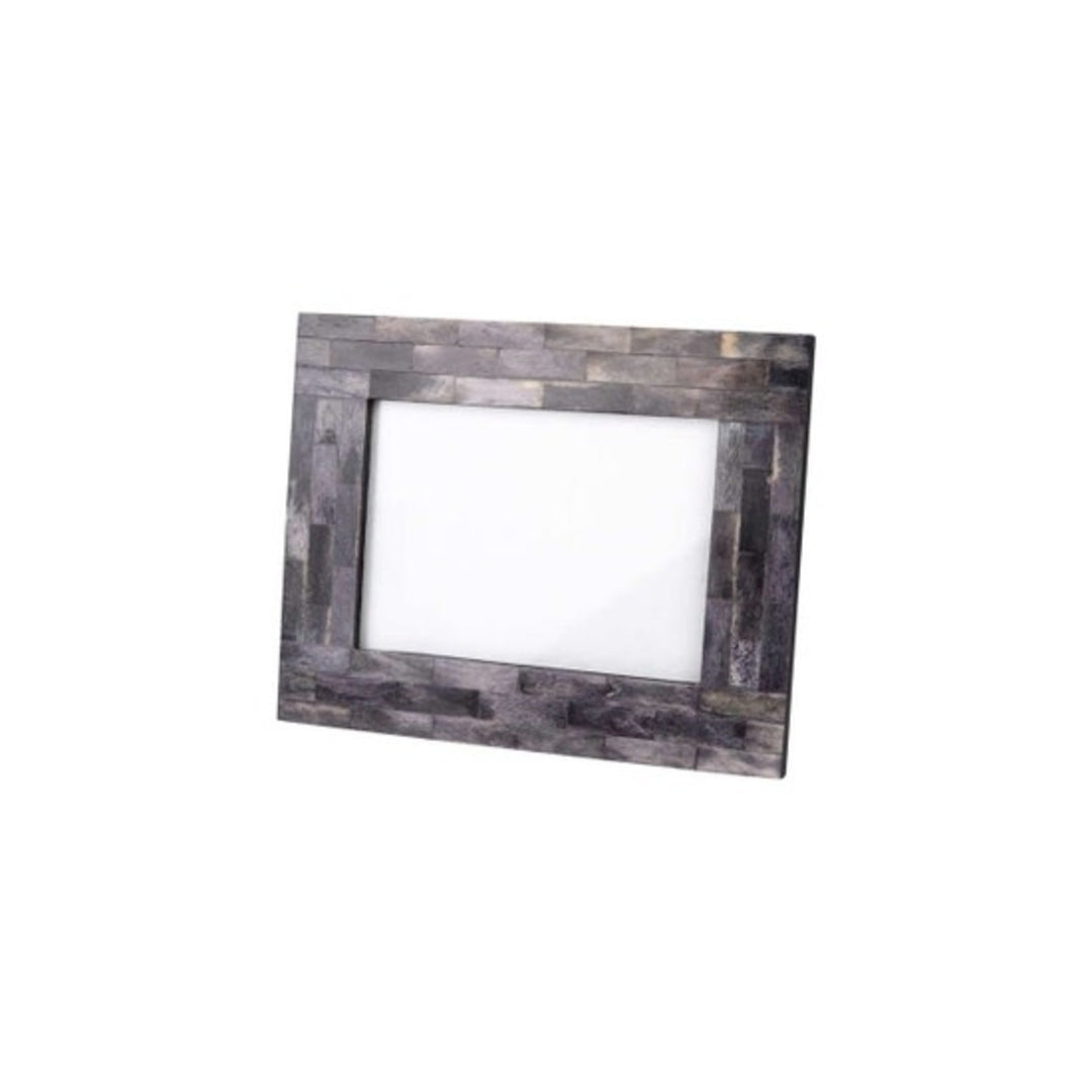 x7 Minimalist Grey Frame
