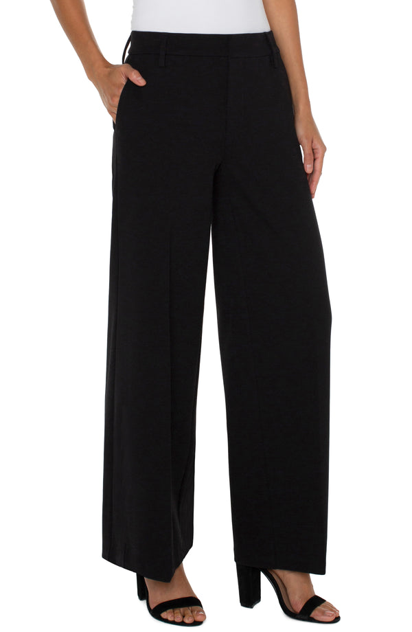 Kelsey Wide Leg Trouser in Black Madison's Niche 