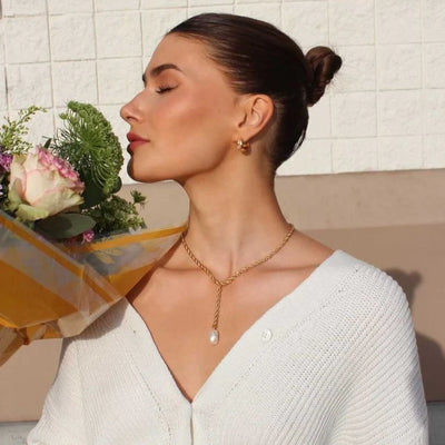 Bryn Pearl Lariat Necklace in Gold - Madison's Niche 
