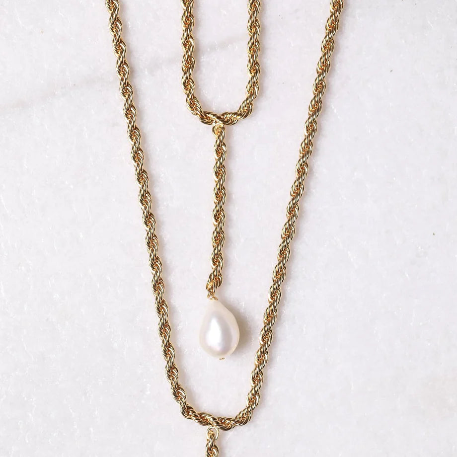 Bryn Pearl Lariat Necklace in Gold - Madison's Niche 