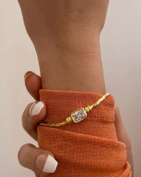 Camille Chain Bracelet in Gold - Madison's Niche 