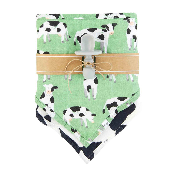 Farm Bib & Spoon Set in Green - Madison's Niche 