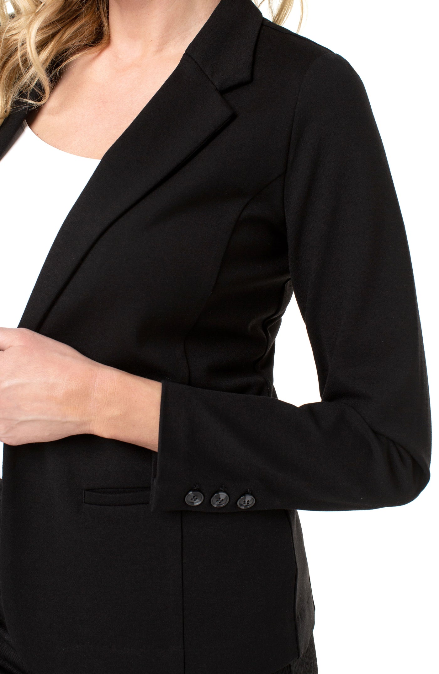 Fitted Blazer in Black - Madison's Niche 