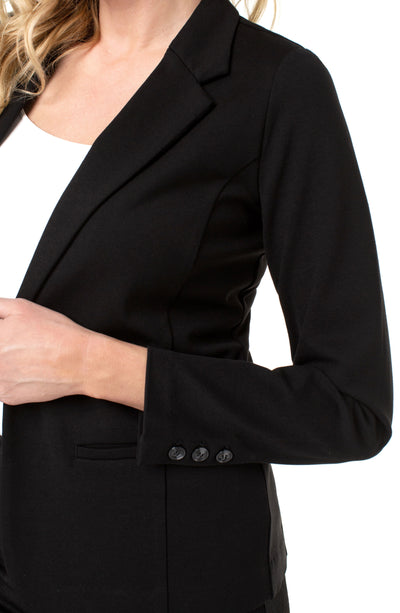 Fitted Blazer in Black - Madison's Niche 