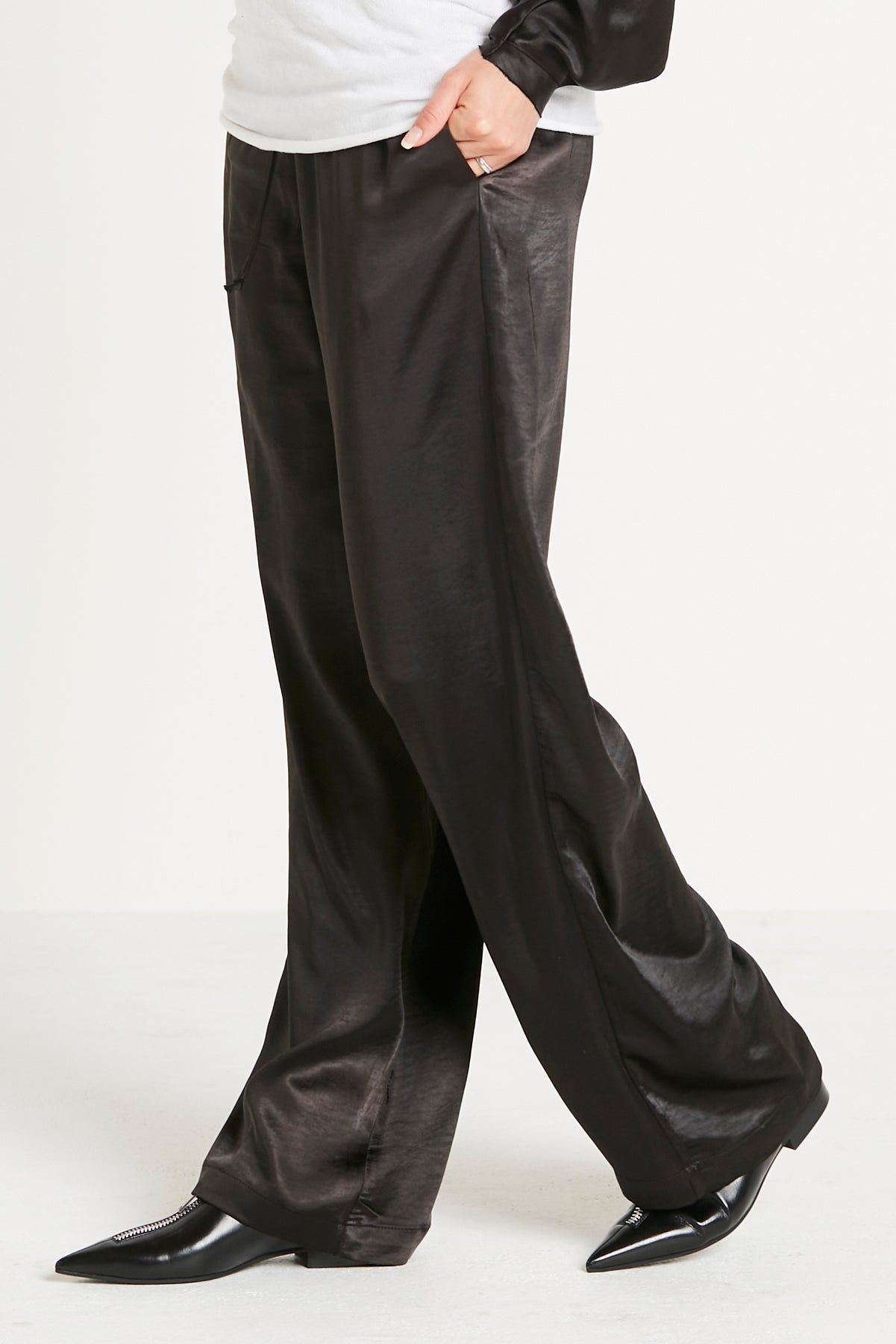 PJ Pant in Black - Madison's Niche 