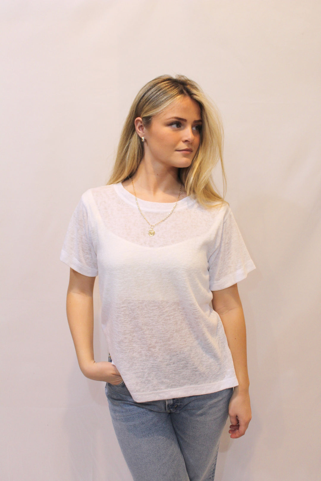 Poppy T-Shirt in White - Madison's Niche 
